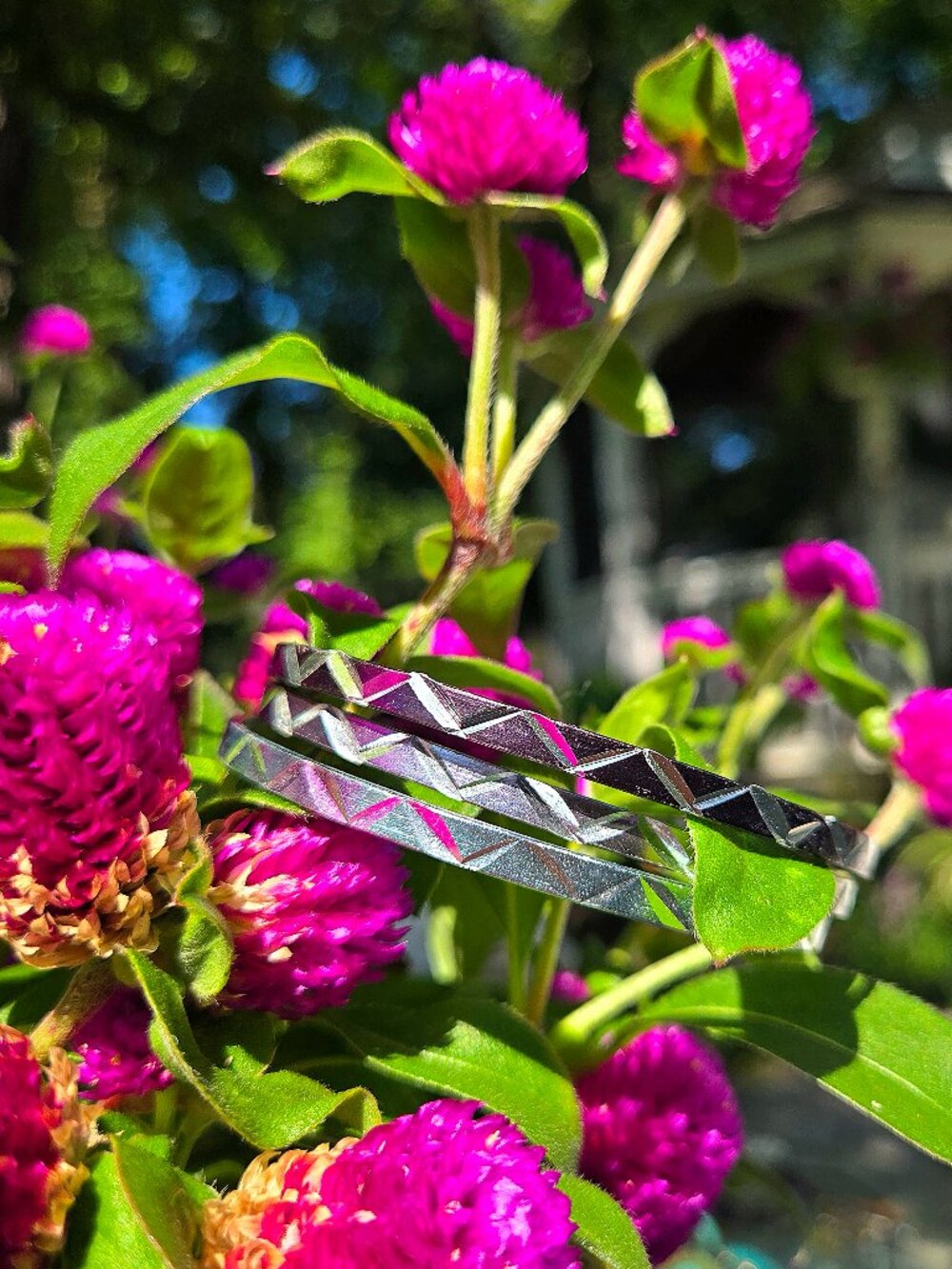 Exquisite metal bangles 4 pc - Picture 3 of 13